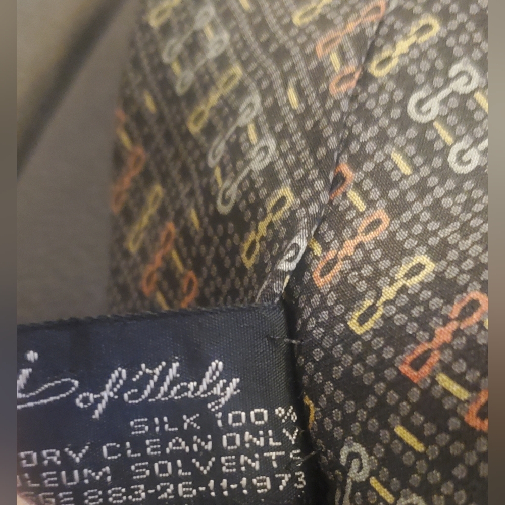 Vintage GUCCI mens neckwear tie - Picture 3 of 4